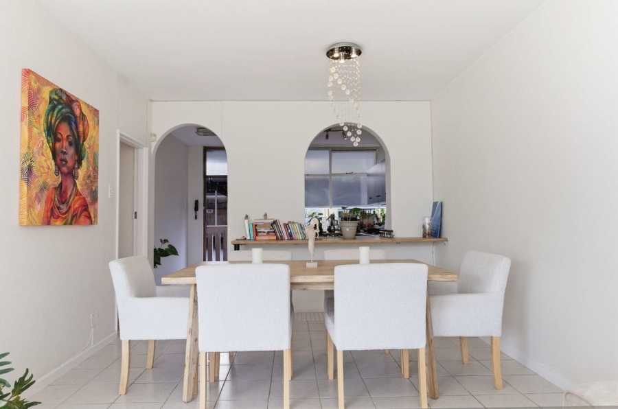 2 Bedroom Property for Sale in Green Point Western Cape